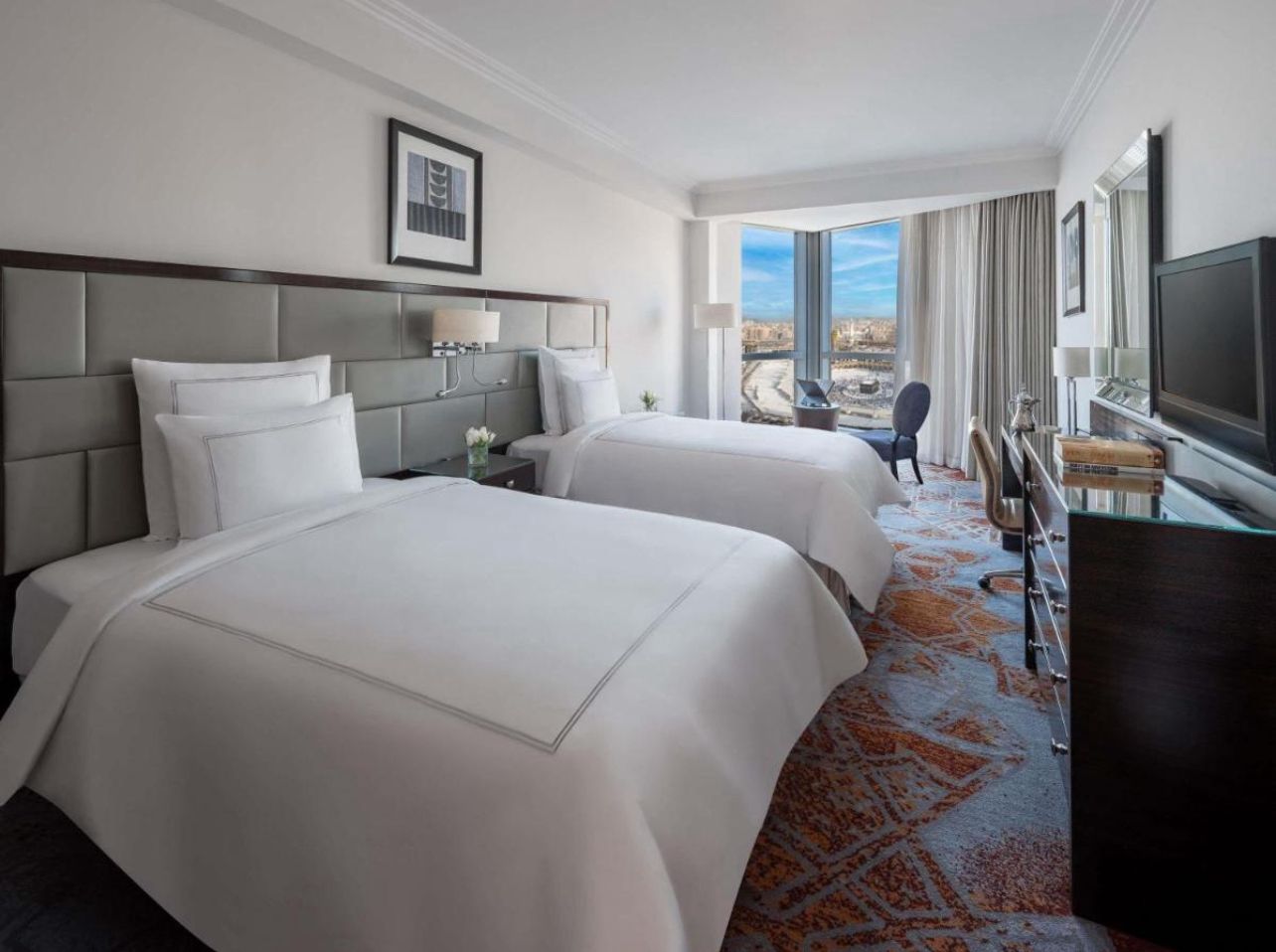 Makkah Clock Royal Hotels image 5